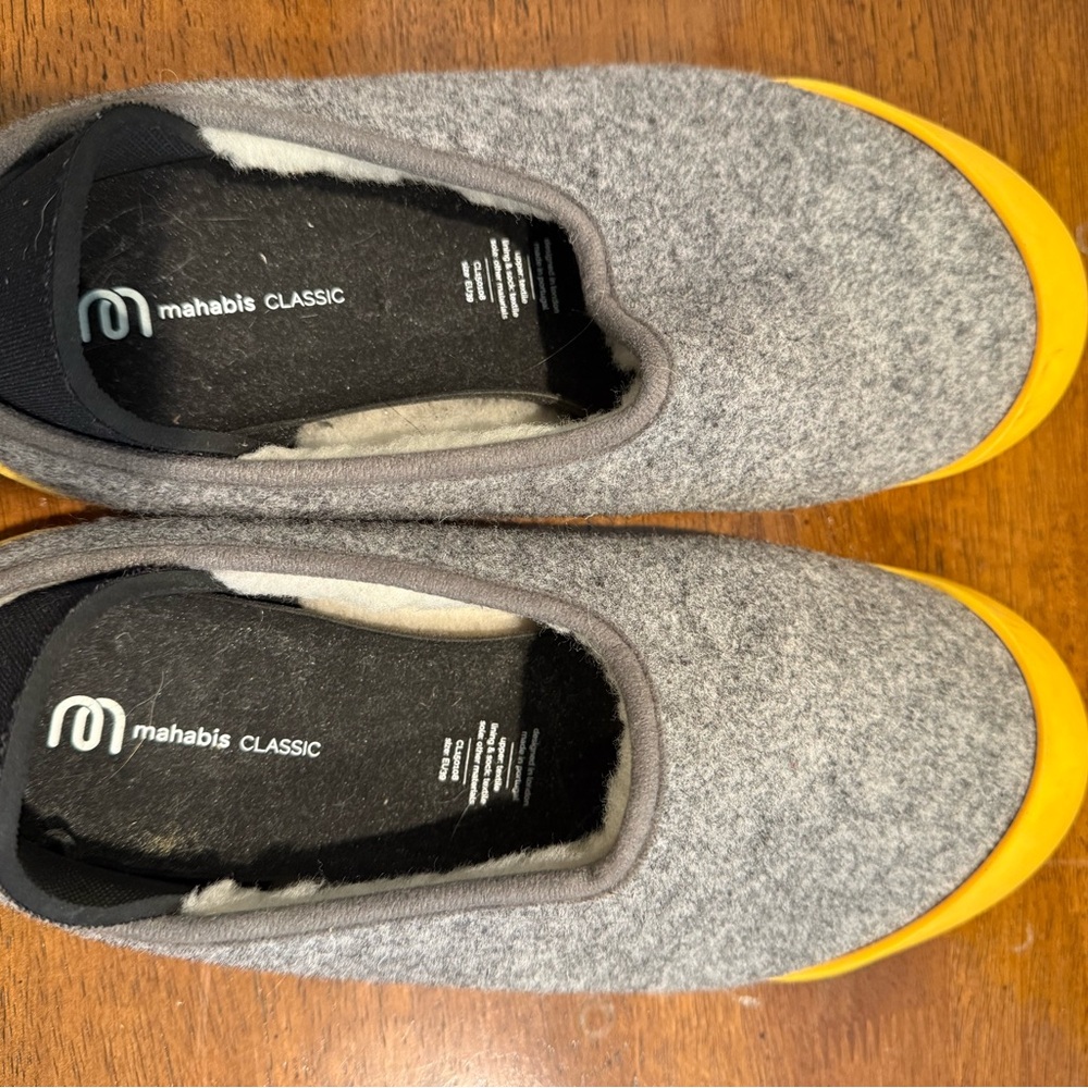 Mahabis Gray Slippers with Yellow Sole. Size 39